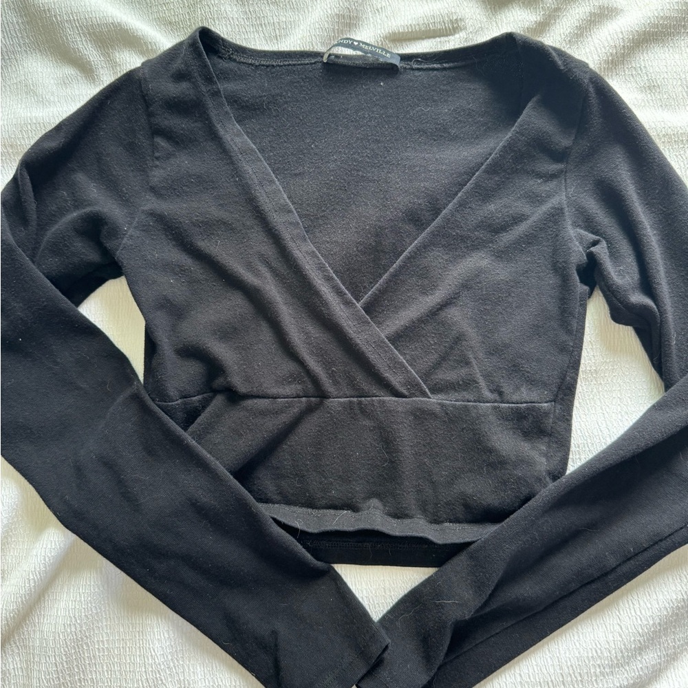 Brandy Melville Amara long sleeve